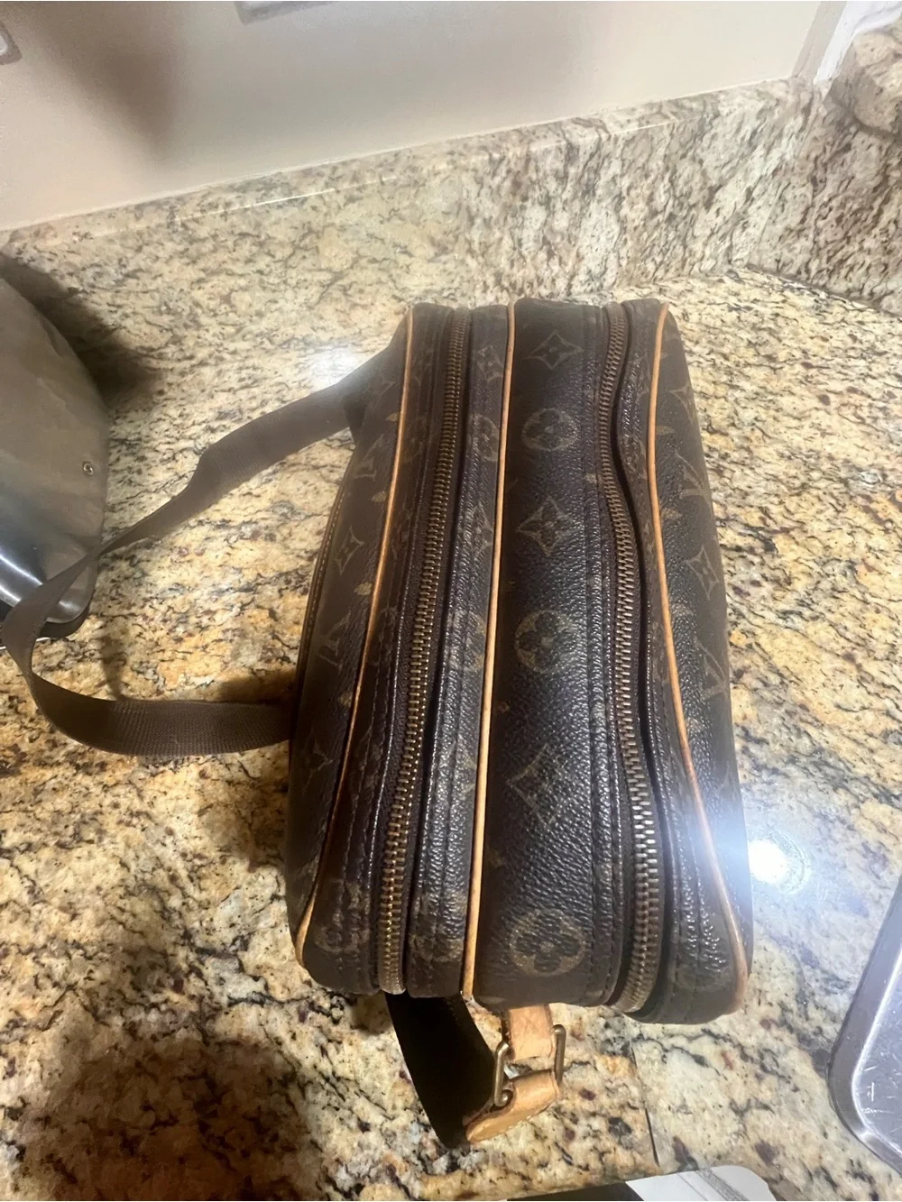 Louis Vuitton everyday lv